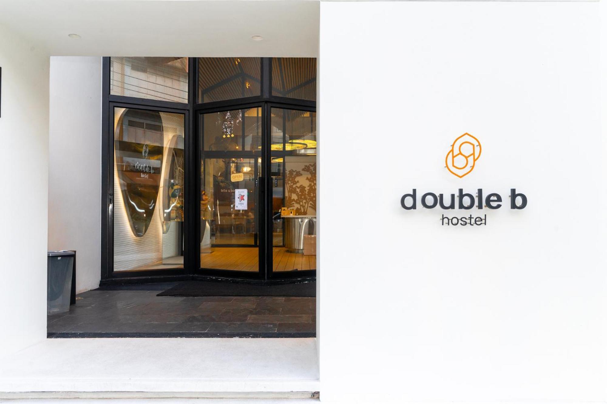 Double B Hostel Bangkok Ngoại thất bức ảnh